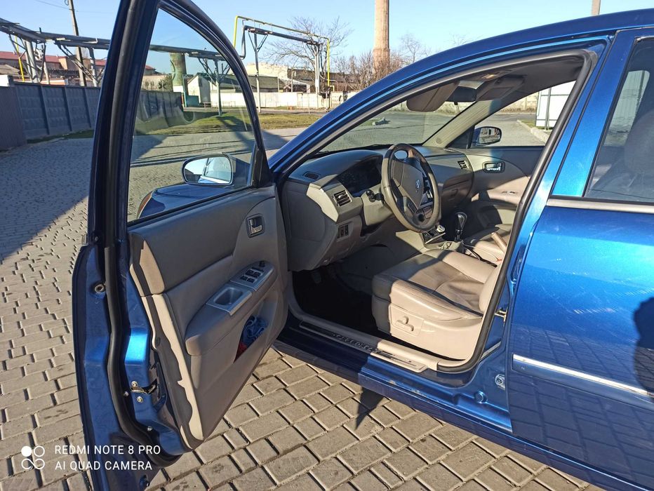 Чері Елара продам