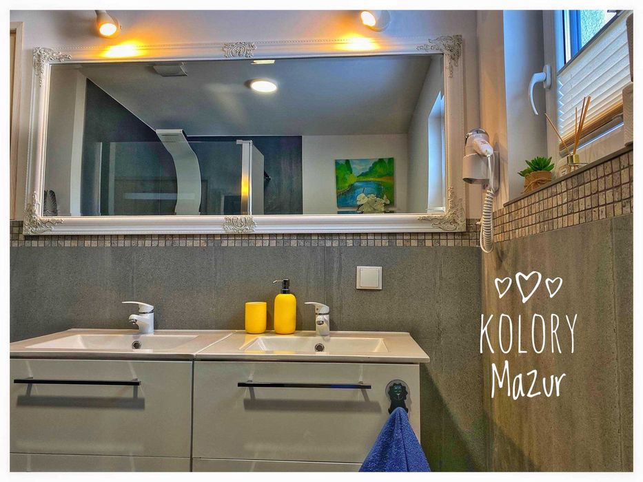 Domek nad jeziorem Mazury  :)