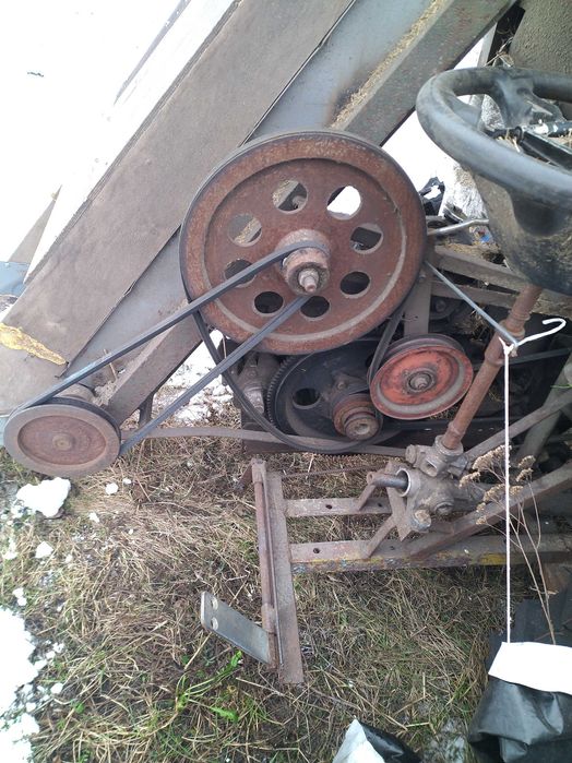 Продам мінікомбайн зерновий.