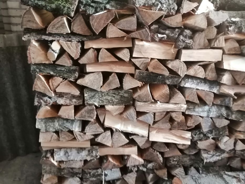 Drzewo opałowe, kominek, suche, porąbane