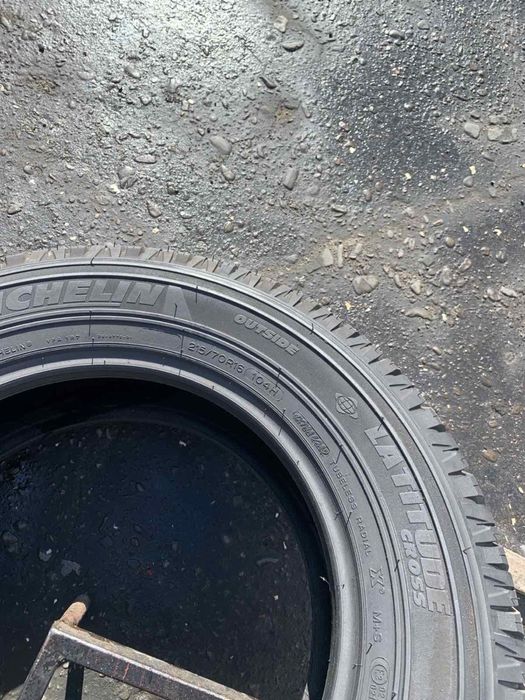 Шини демо нові 215 70 R16 Michelin всесезон