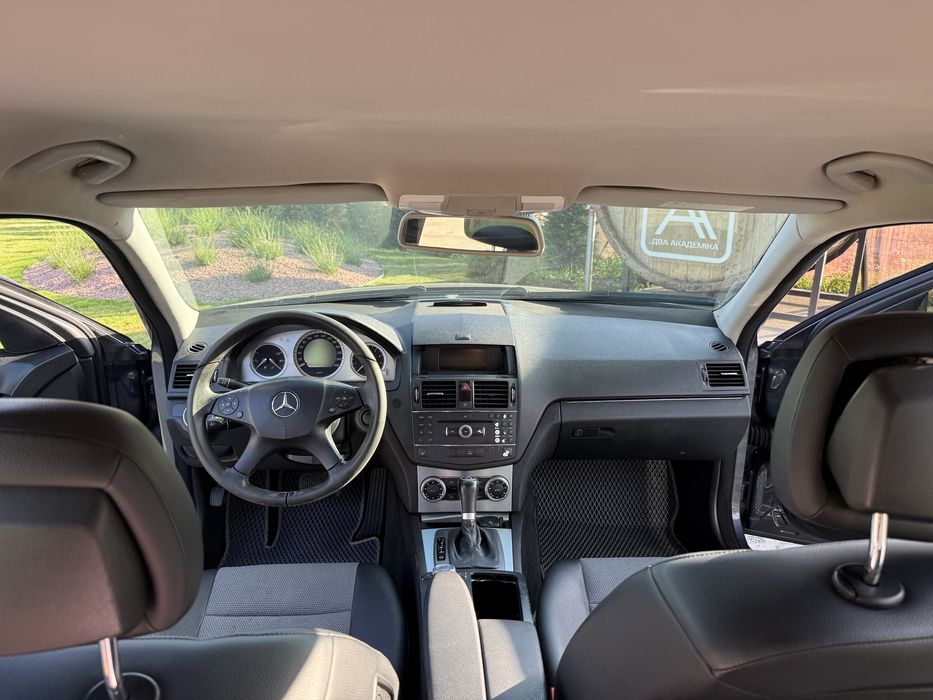 Продам Mercedes-Benz C-Class 2008