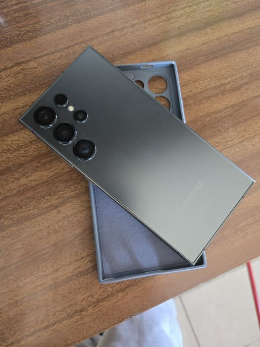 S24 ultra 12/256gb como novo com longos anos de garantia