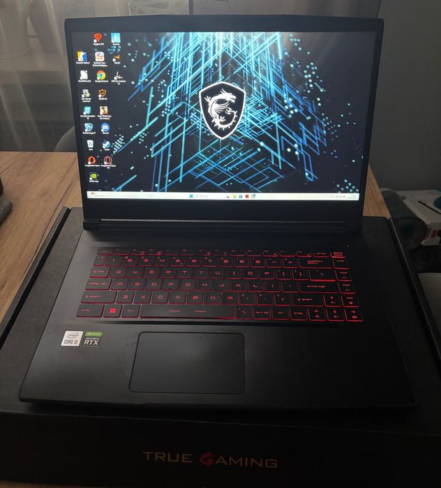 Laptop MSI GF63 Thin 10UC