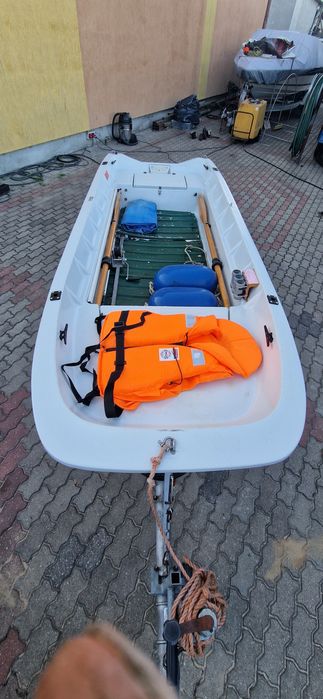 Łódź wędkarska. Suzuki DF6