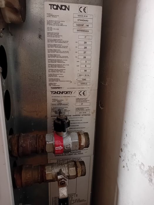 Caldeira Totton Venice a gasóleo com oferta de depósito de 1000 litros