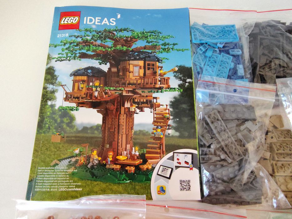 LEGO Ideas 21318 Domek na drzewie z pudełkiem i instrukcją KOMPLETNY