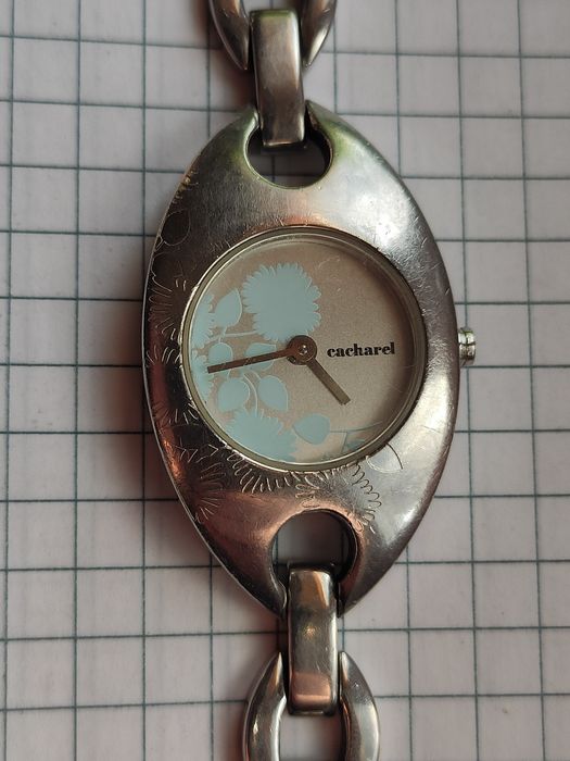 Часы cacharel оригинал наручные женские