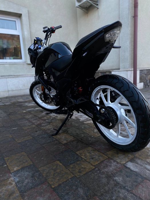 Продам спарк сп200р28