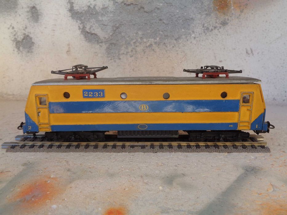 1:87 Locomotiva SEM MOTOR com rodados AC tipo Marklin