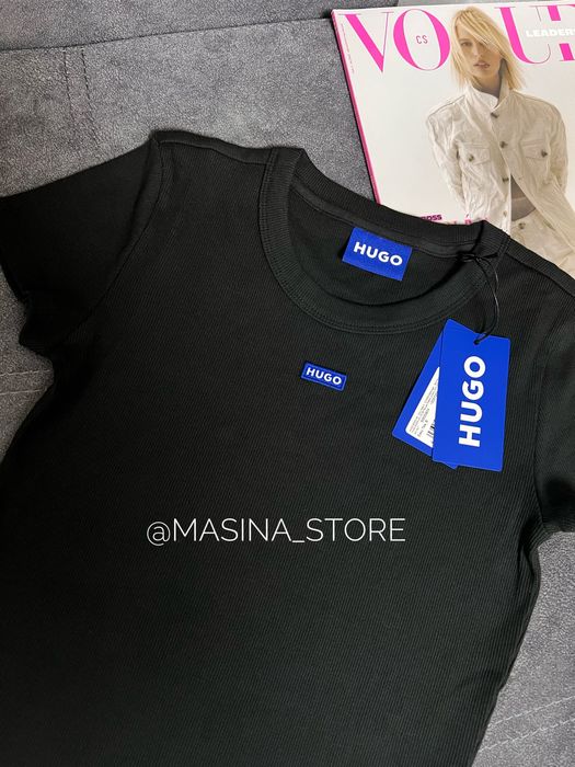 Жіноча футболка XS Hugo Хьюго Босс Boss чорна напис синій оригінал