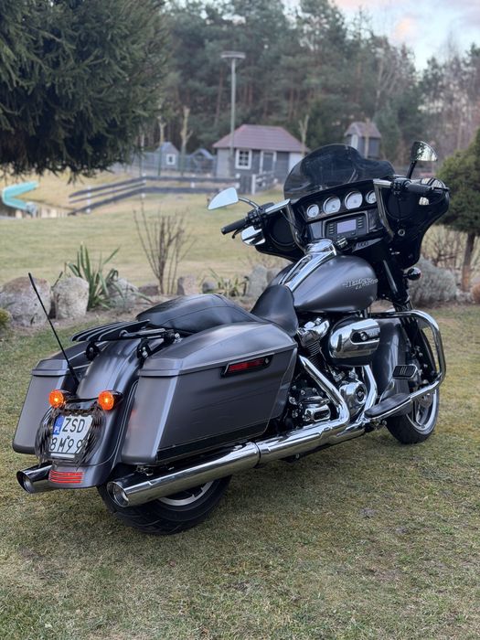 Harley-Davidson Street Glide FLHX , NISKI PRZEBIEG