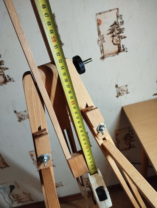 Мольберт для рисования складной.