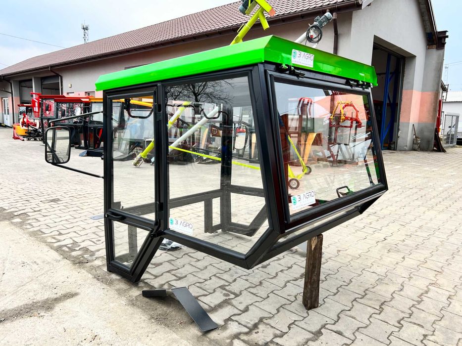 Kabina Ursus Kabina ciągnikowa z błotnikami/ kabina bez błotników C330 C-330 C360 C-360 MF235 MF255 T25 T-25 +wycieraczka / Dostawa całe PL --RATY--