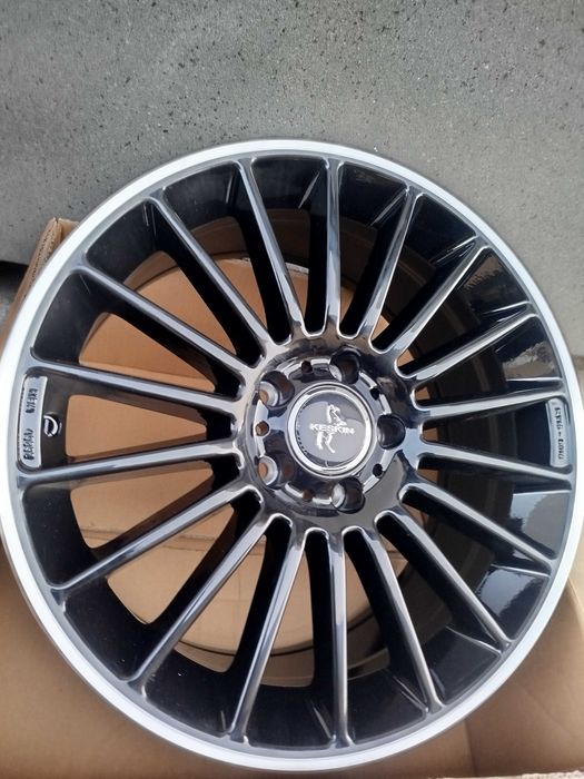 A523# Alufelgi Nowe 18" 5x112 8j et 30 Audi A4 B7, B8, B9 A5 A6 Q3 Q5.