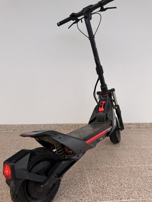 Trotinete Elétrica SEGWAY-NINEBOT ZT3 Pro