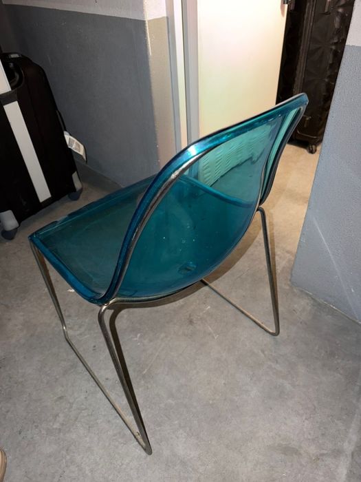 18 cadeiras Pedrali design italiano policarbonato – empilháveis