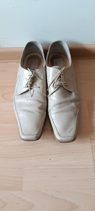 Buty do garnituru