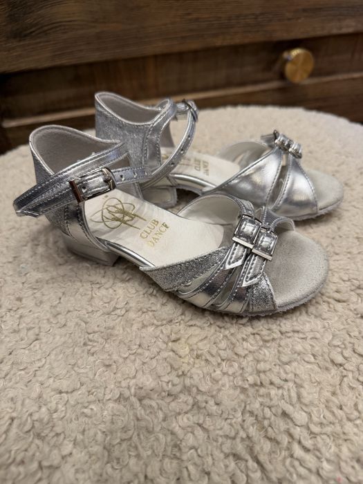 Танцювальні туфлі для дівчинки, бальні туфлі для дівчинки, 16,5 см