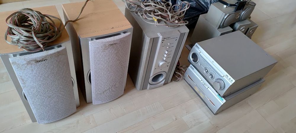 Wieża Sony z zestawem
