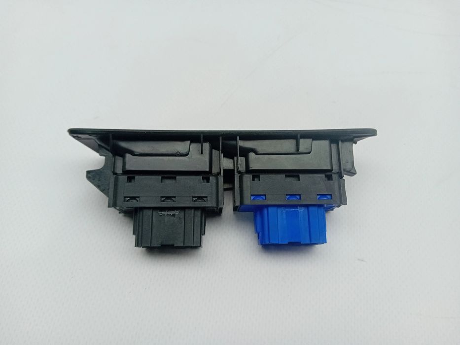 Comando / botão / interruptor vidros frente esquerdo CITROËN C-Elysee65122701961987121