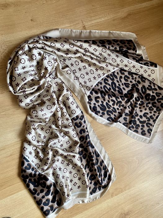 Szal chusta duży apaszka silk monogram pantera