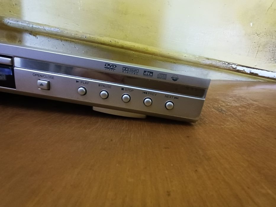 DVD palyer DAEWOO DV-700S