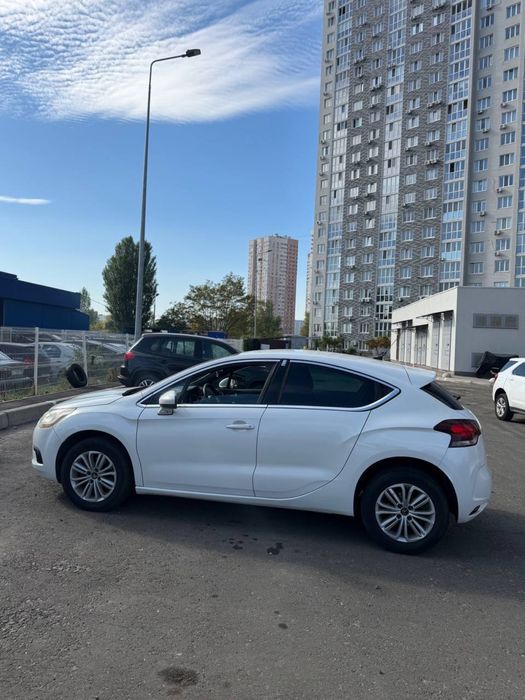 Citroen DS4 2012
