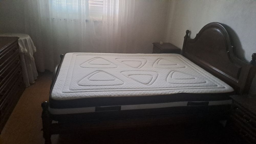 Quarto completo com colchão ortopédico