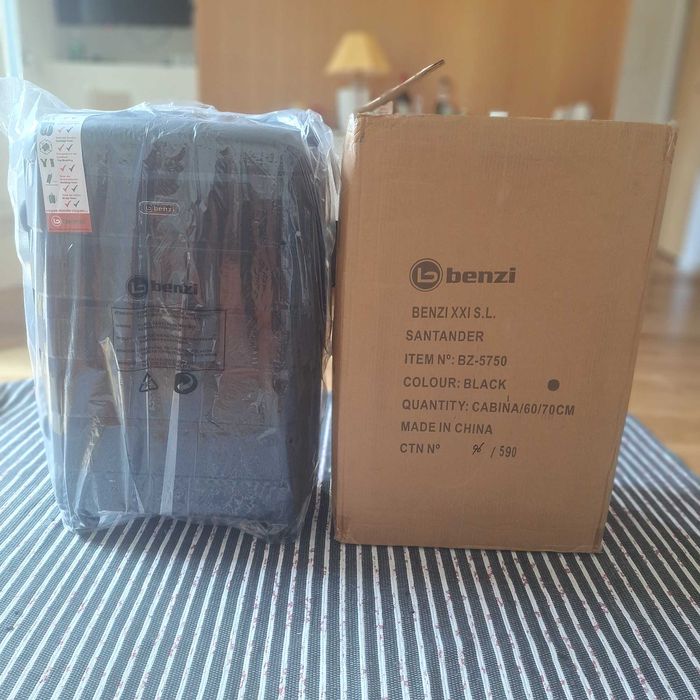 Mala de viagem  benzi