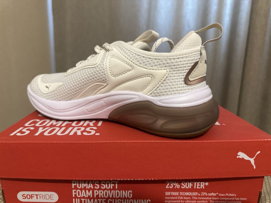 Кросівки  PUMA нові