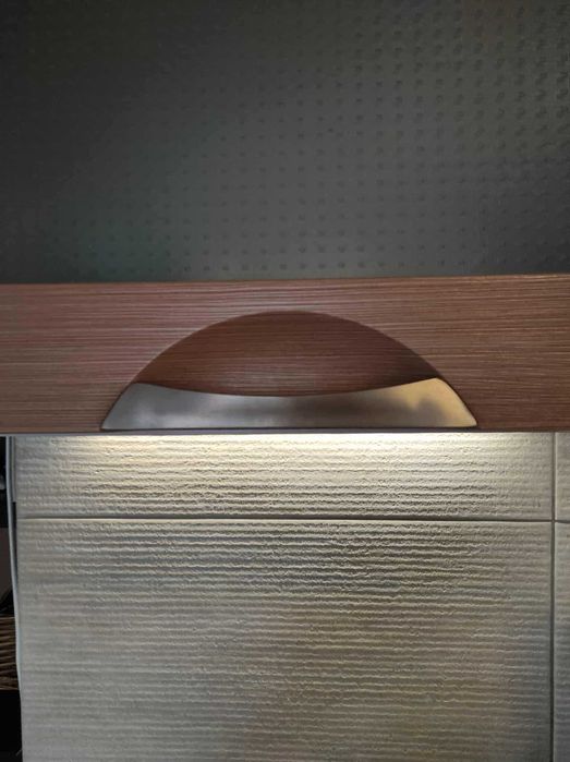 Uchwyt do szafki  stal nierdzewna 20 cm rozstaw 16 cm solidny 17 sztuk