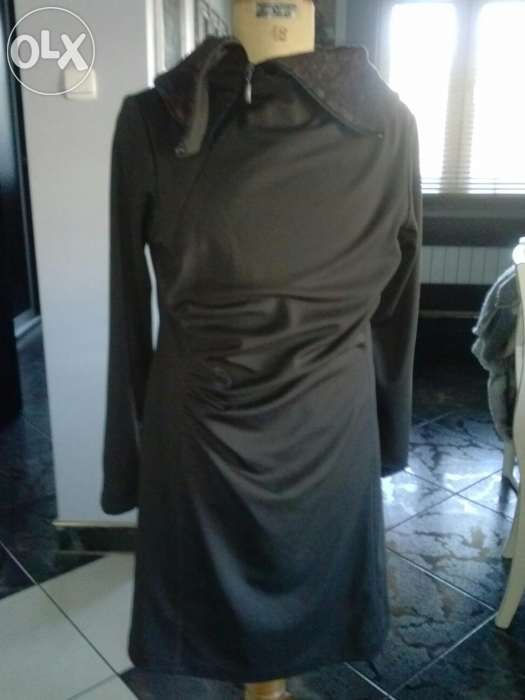 sukienka z dzianiny dresowej