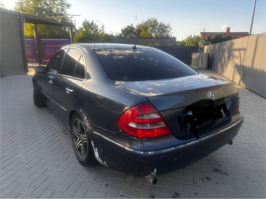 Мерседес 211 2.7 дизель автомат