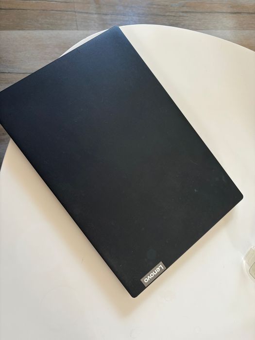 Laptop Lenovo używany