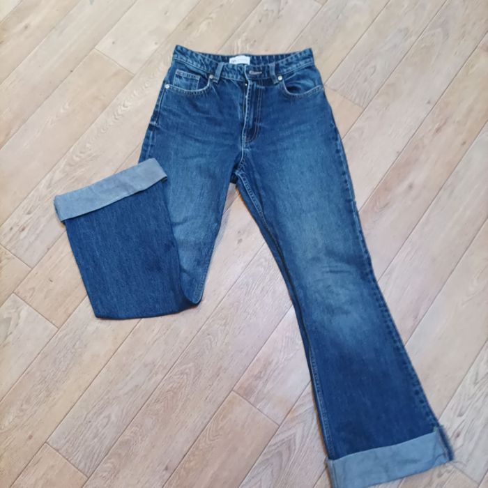 Джинси Zara на дівчину , кльош