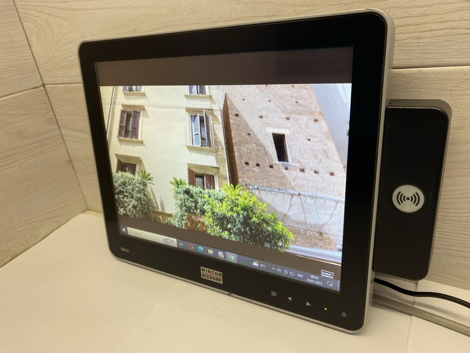 Сенсорний монітор Wincor Nixdorf BA92 / 12.1" / 800×600 /