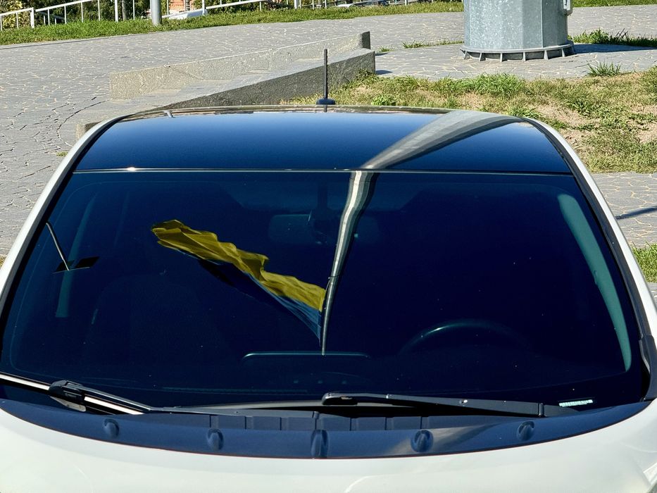 Nissan Leaf 2014 • Tekna • 24 kWh • Webasto