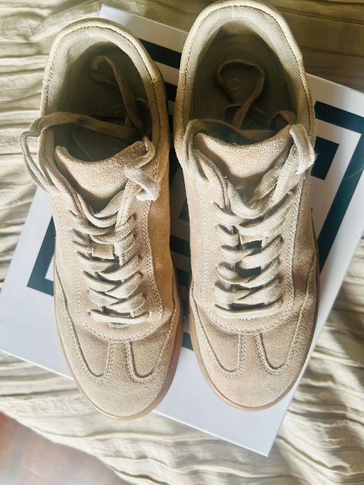 Sapatilhas Oysho 40 bege