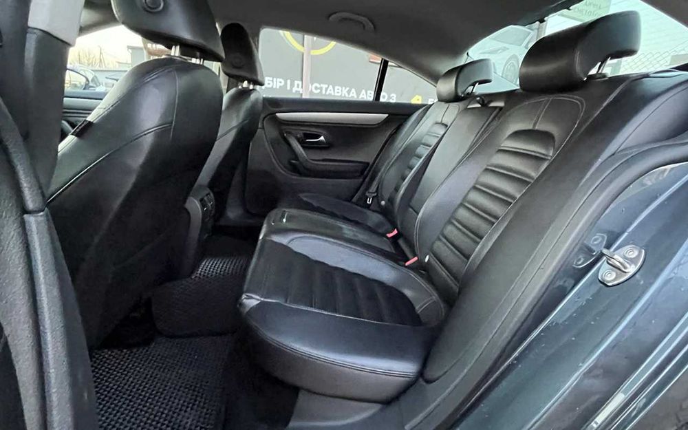 Volkswagen Passat 2011