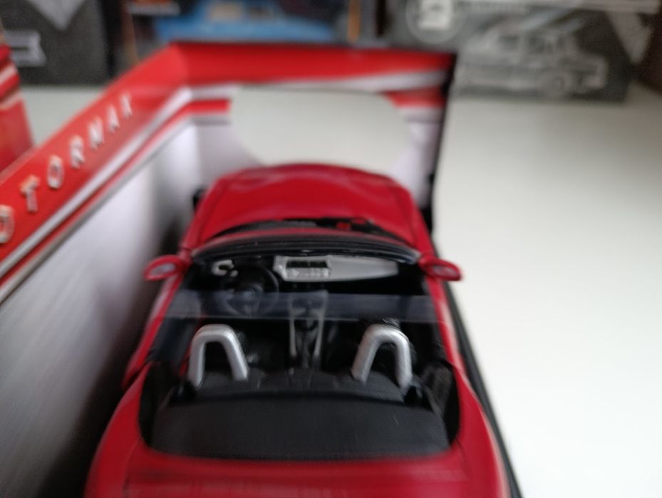 Модель 1.18 Bmw Z4