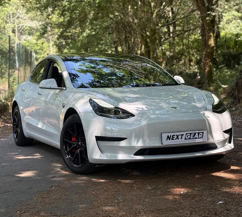 Tesla Model 3 Standard Range Plus RWD