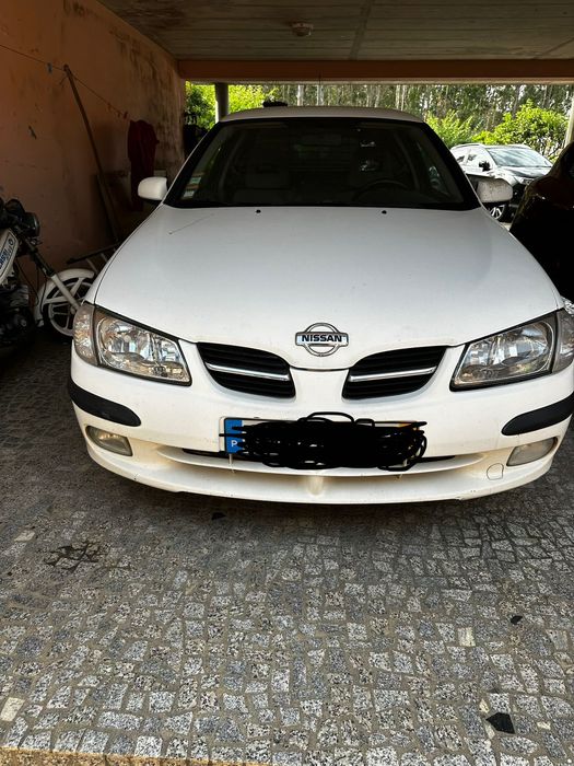 nissan almera branco