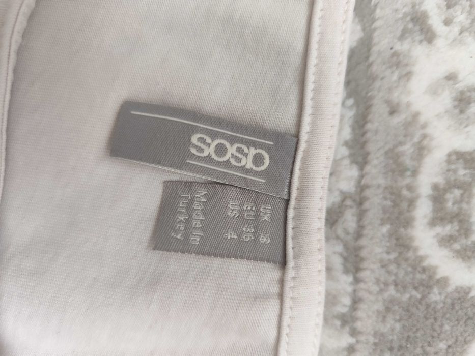 Beżowa bluzka body asos