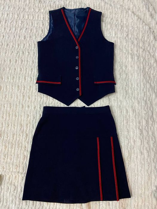 Жилетка і спідниця, форма шкільна