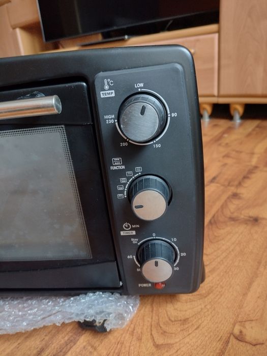 Sprzedam mini piekarnik elektryczny