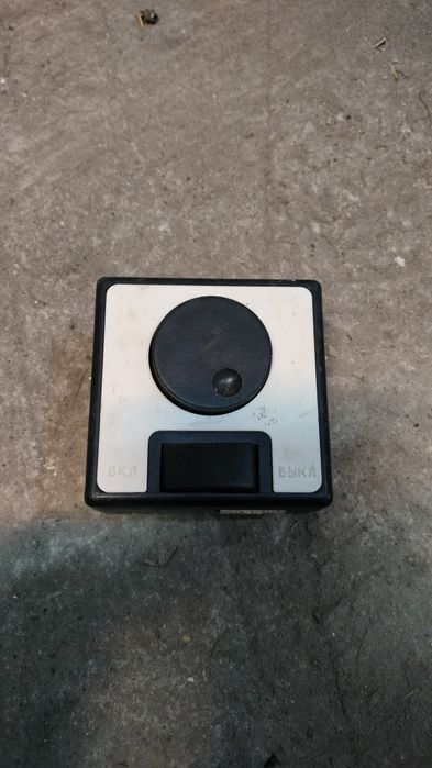 Radziecki włącznik że ściemniaczem