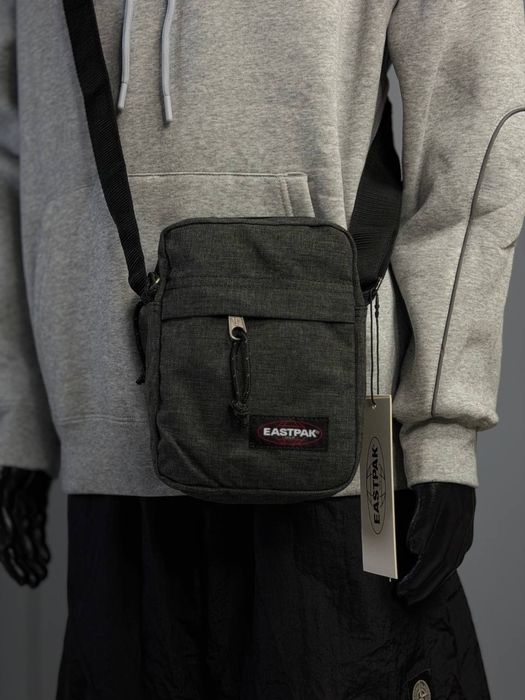Сумка месенджер Eastpak
