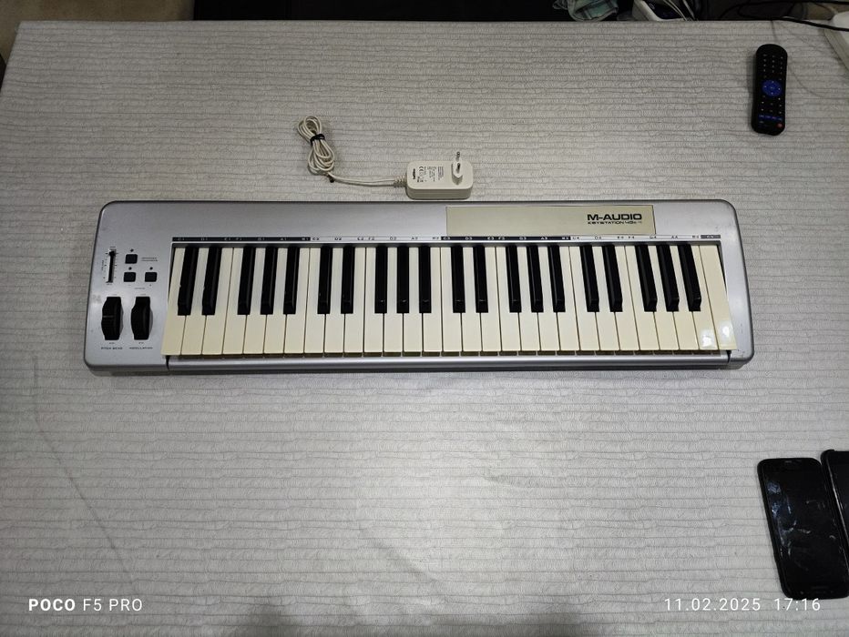 Midi-клавиатура M-Audio Keystation 49e.
