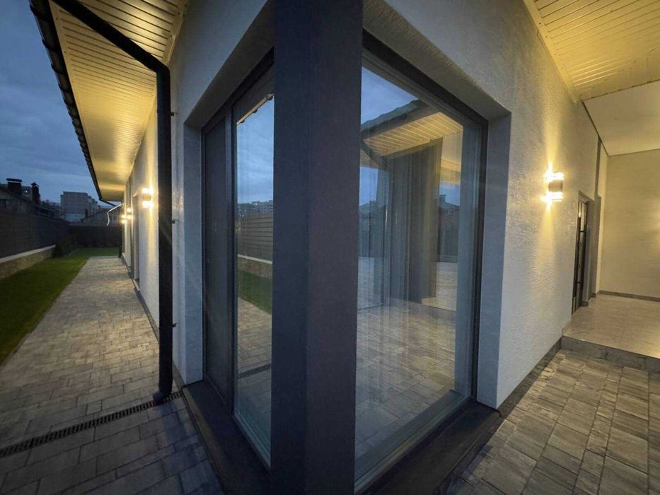 Продається будинок в р-н Тяжилів